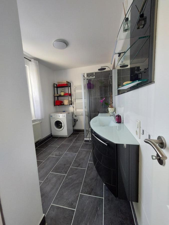 Paul Hille Apartment *